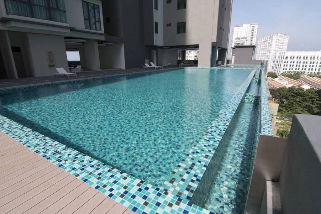 Bagan Jermal Jazz 313 Cosy 2-Bedroom Suite With Pool & Seaview מראה חיצוני תמונה