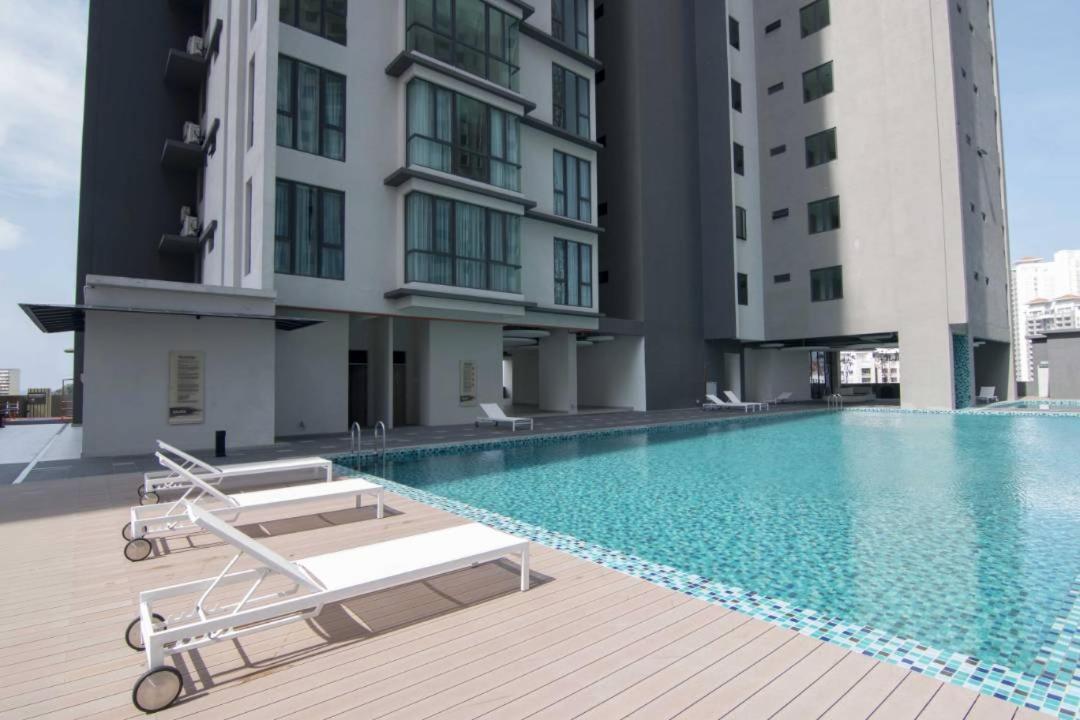 Bagan Jermal Jazz 313 Cosy 2-Bedroom Suite With Pool & Seaview מראה חיצוני תמונה